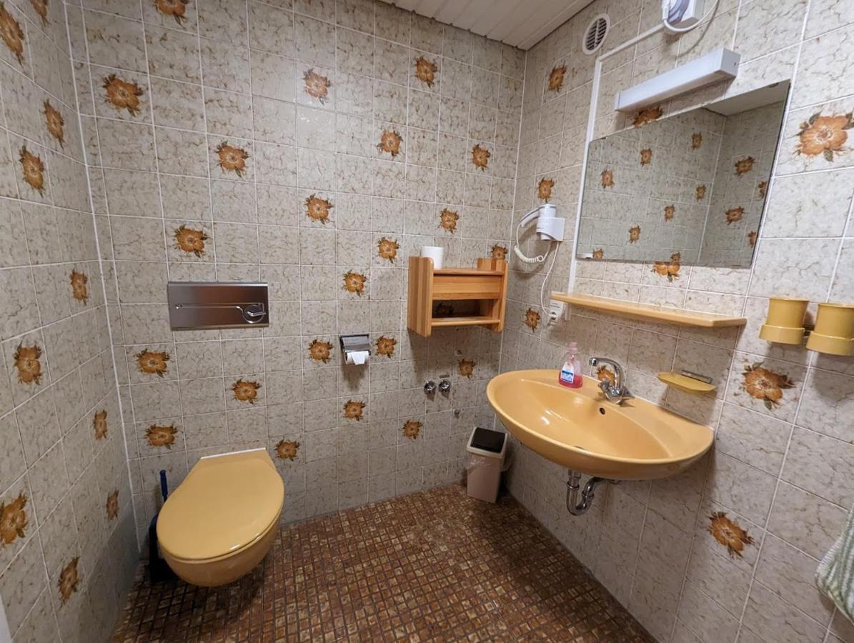 C3 Albmatte-Fewo Sauna, Hallenbad Aussenbecken Massagen Nebenan سانت بلاسين المظهر الخارجي الصورة