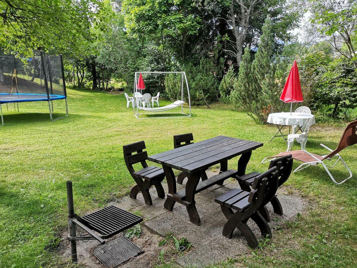 C3 Albmatte-Fewo Sauna, Hallenbad Aussenbecken Massagen Nebenan سانت بلاسين المظهر الخارجي الصورة